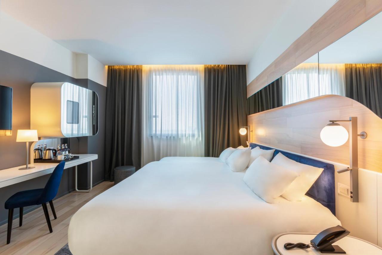 Hotel Voco Milan-Fiere By Ihg Zewnętrze zdjęcie