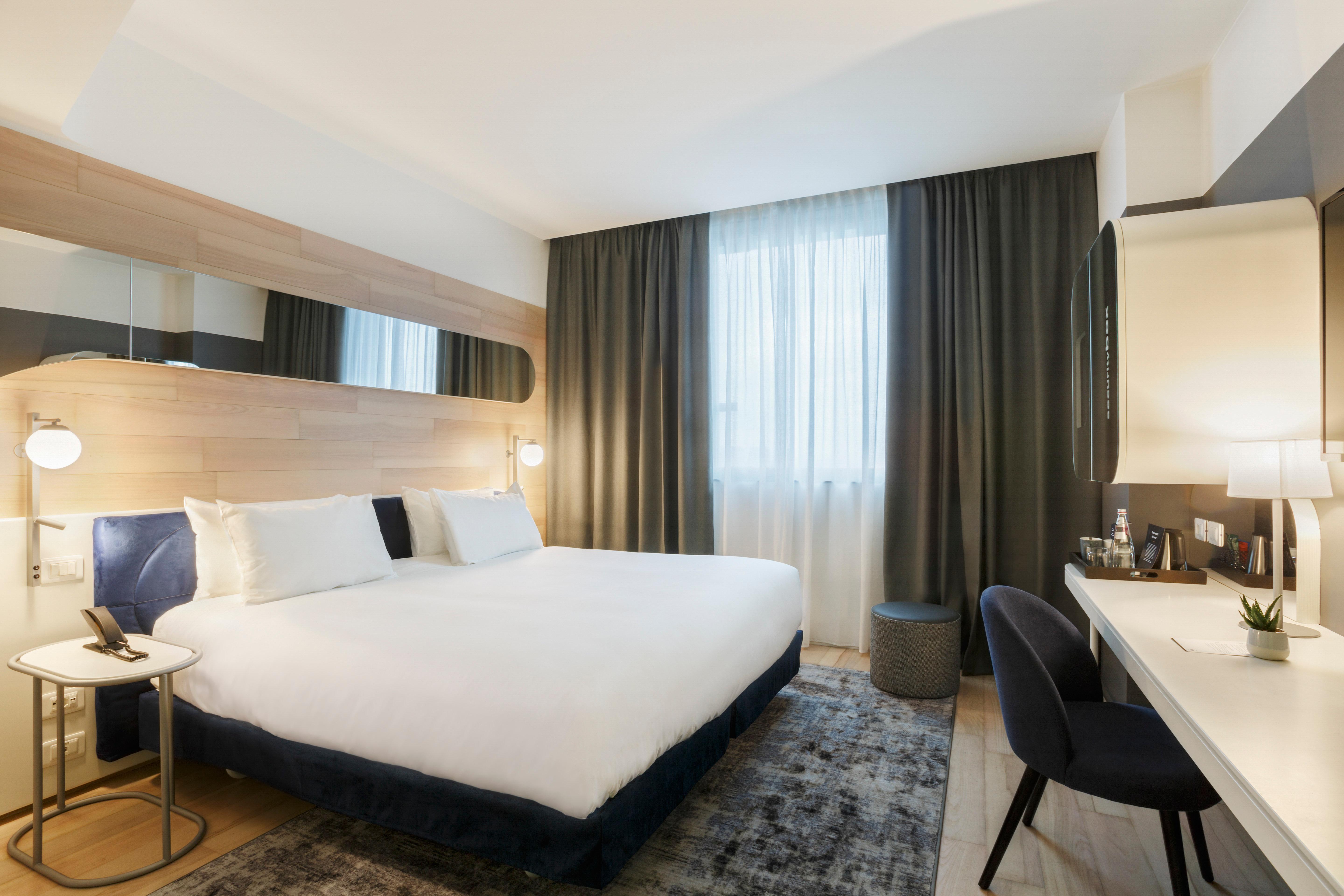 Hotel Voco Milan-Fiere By Ihg Zewnętrze zdjęcie