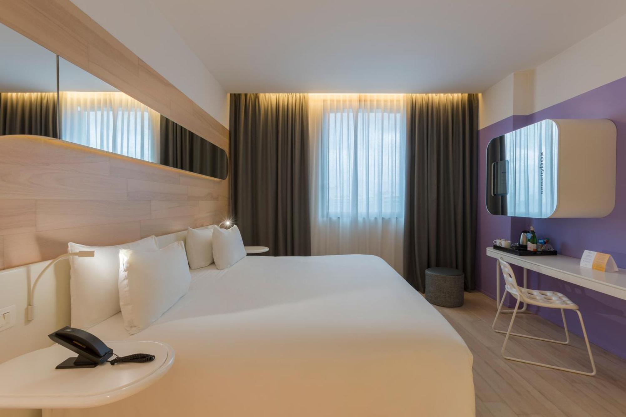 Hotel Voco Milan-Fiere By Ihg Zewnętrze zdjęcie